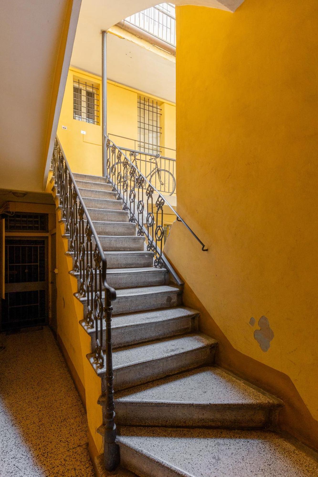 Modern With Mezzanine By Wonderful Italy