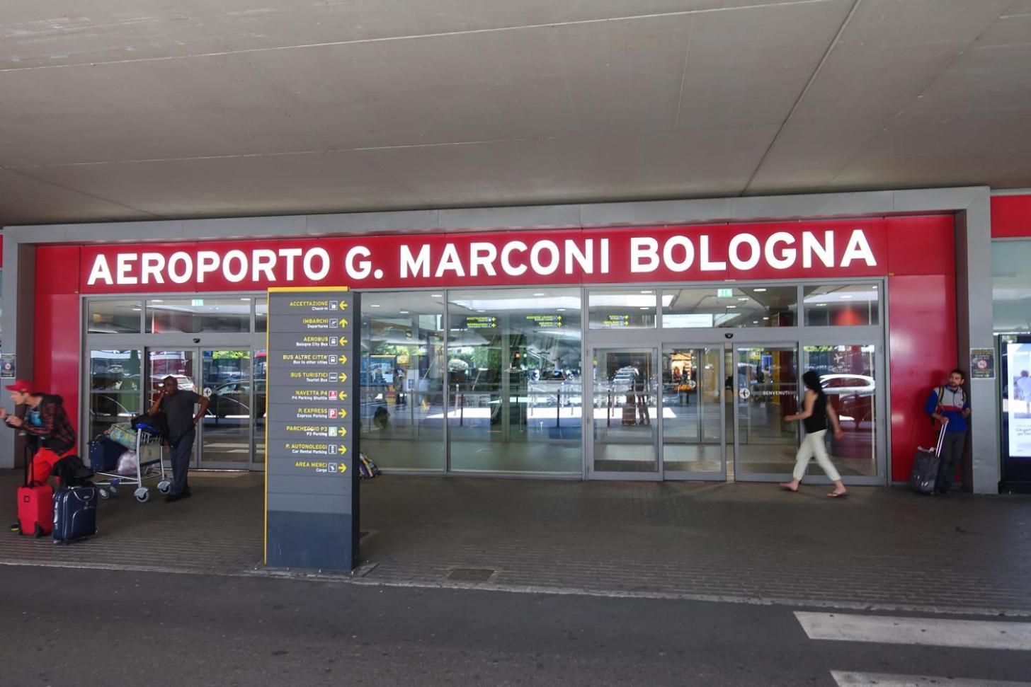 Francesco's House-airport Apartment