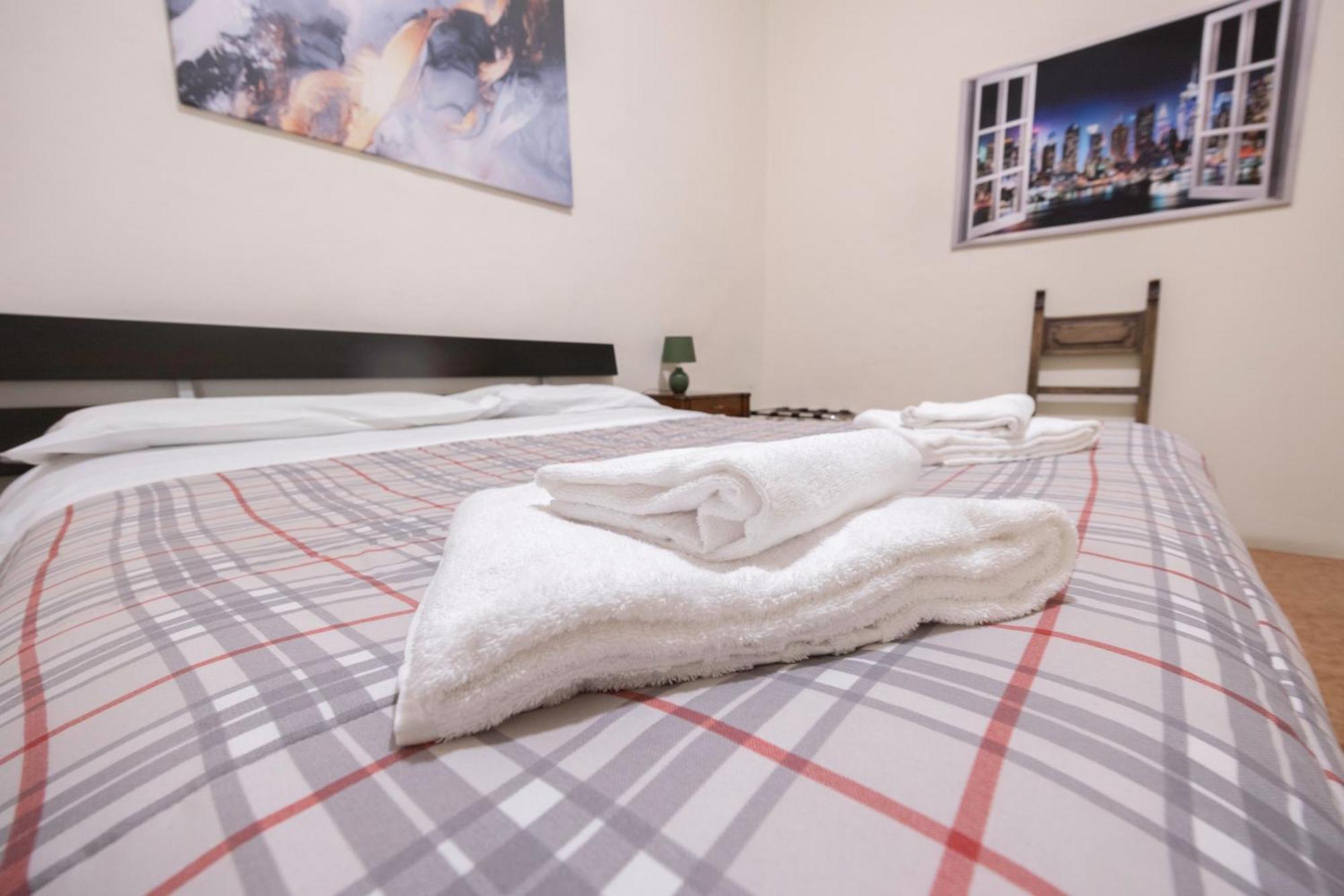 Le Stanze Nel Ghetto, By Short Holidays Guest house *