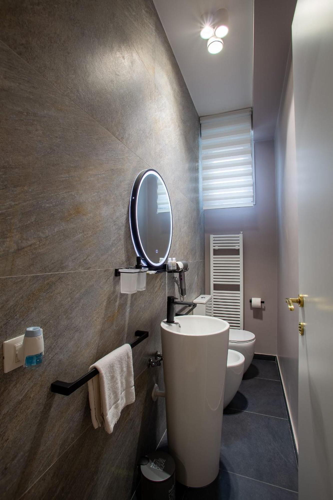 Housmart Lorenzo Costa 17 Apartment Bologna