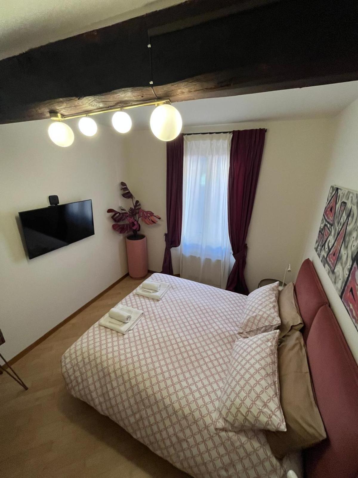 Casa Nina Centro Frühstückspension Bologna