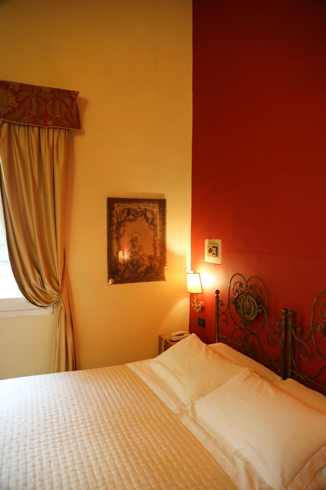 Delle Drapperie 3* Bologna