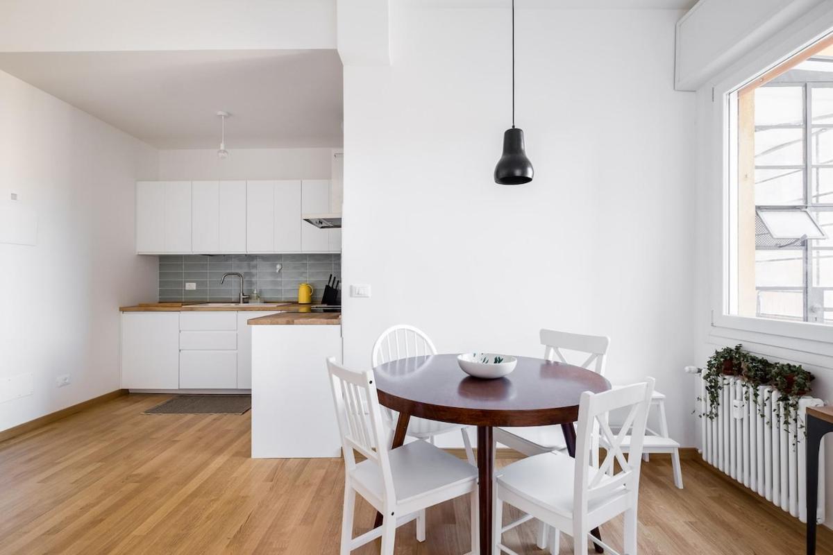 Grazioso A Due Passi Da Piazza Maggiore Apartment *