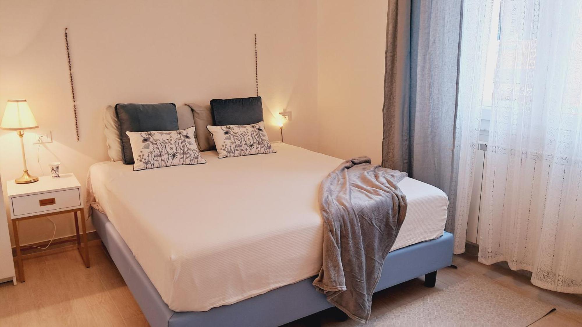 Fiora 7 House - Intera Casa Con Due Bagni - Whole House With Two Bathrooms * Bologna