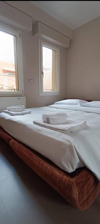 Rizzoli Panoramic Rooftop Apartment Bologna
