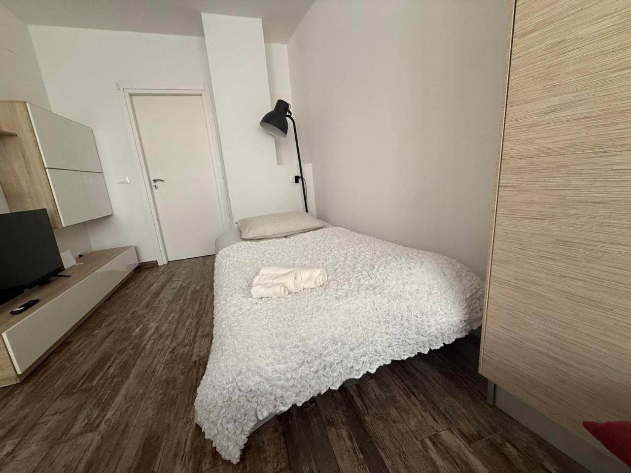Santorsola Apartment