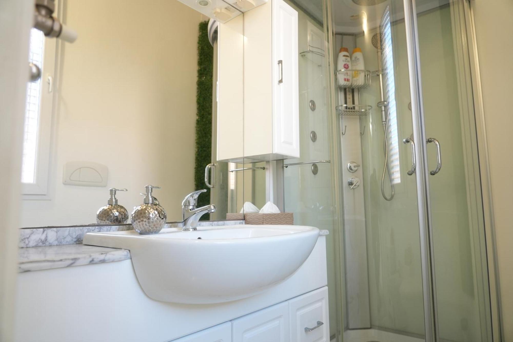 Apartment 5 Min Da Fiera - Casa Con 2 Da Letto Con Parcheggio Gratuito Bologna