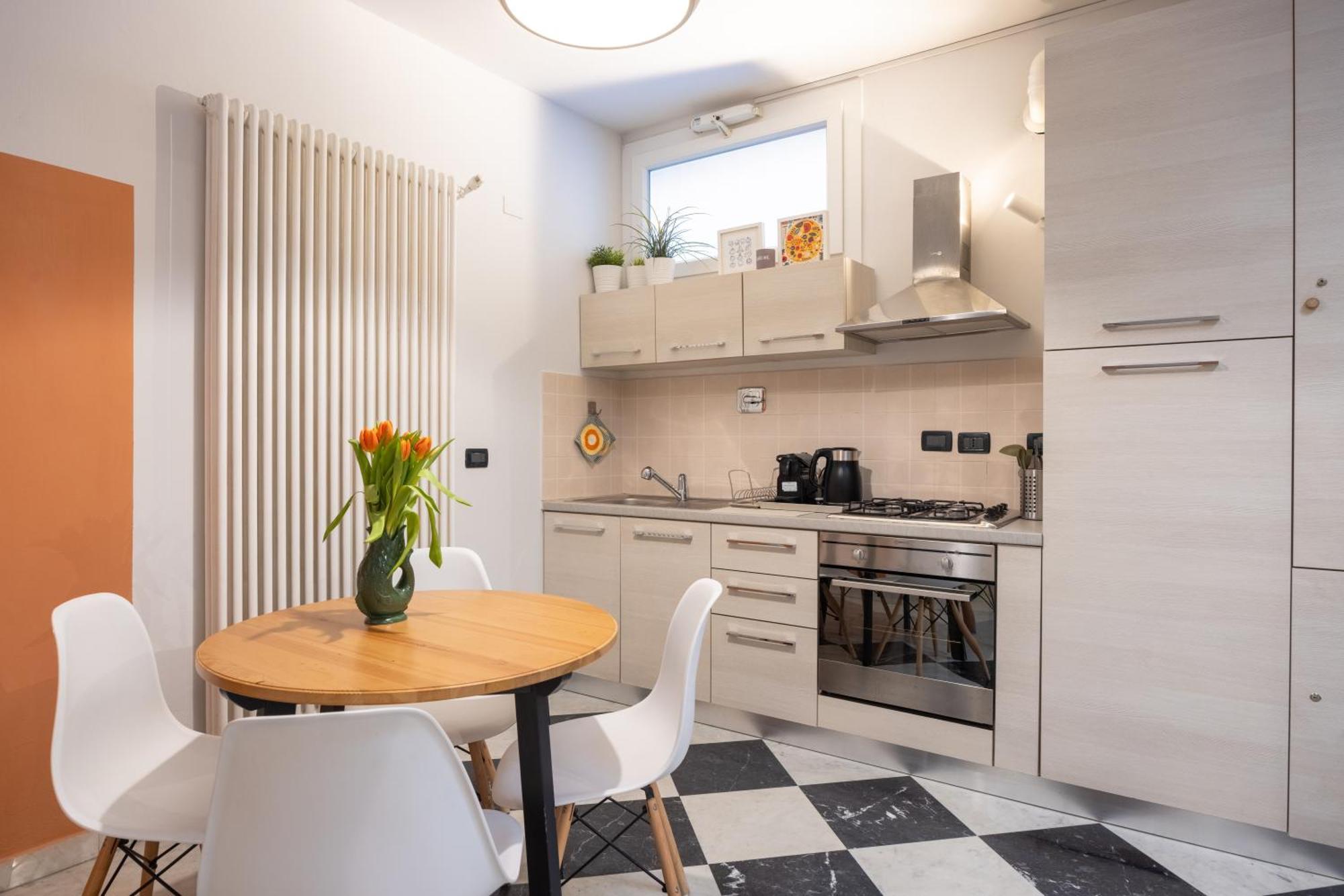 Apartamento Caseospitali - Stazione5, Vicino Stazione Ideale Per Due Bolonha