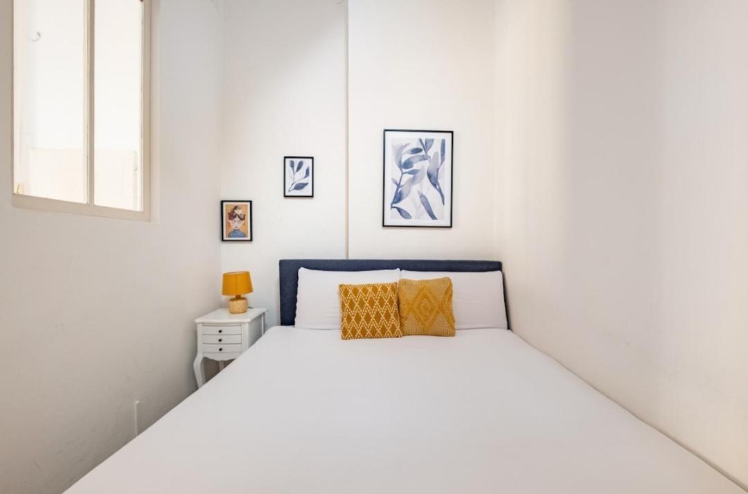 Penthouse G Reni Apartment *