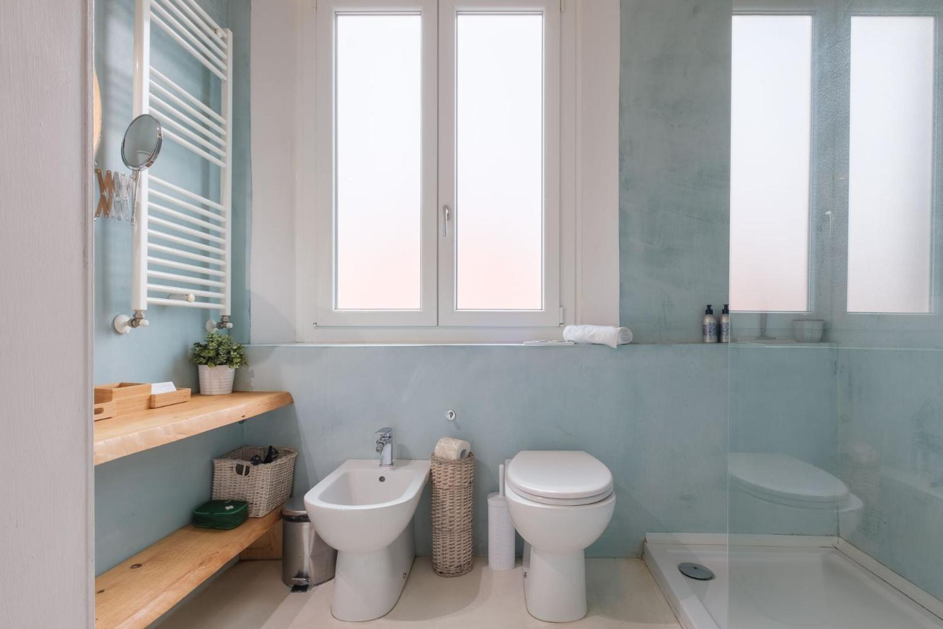 Elegance And Comfort In The Heart Of Bologna