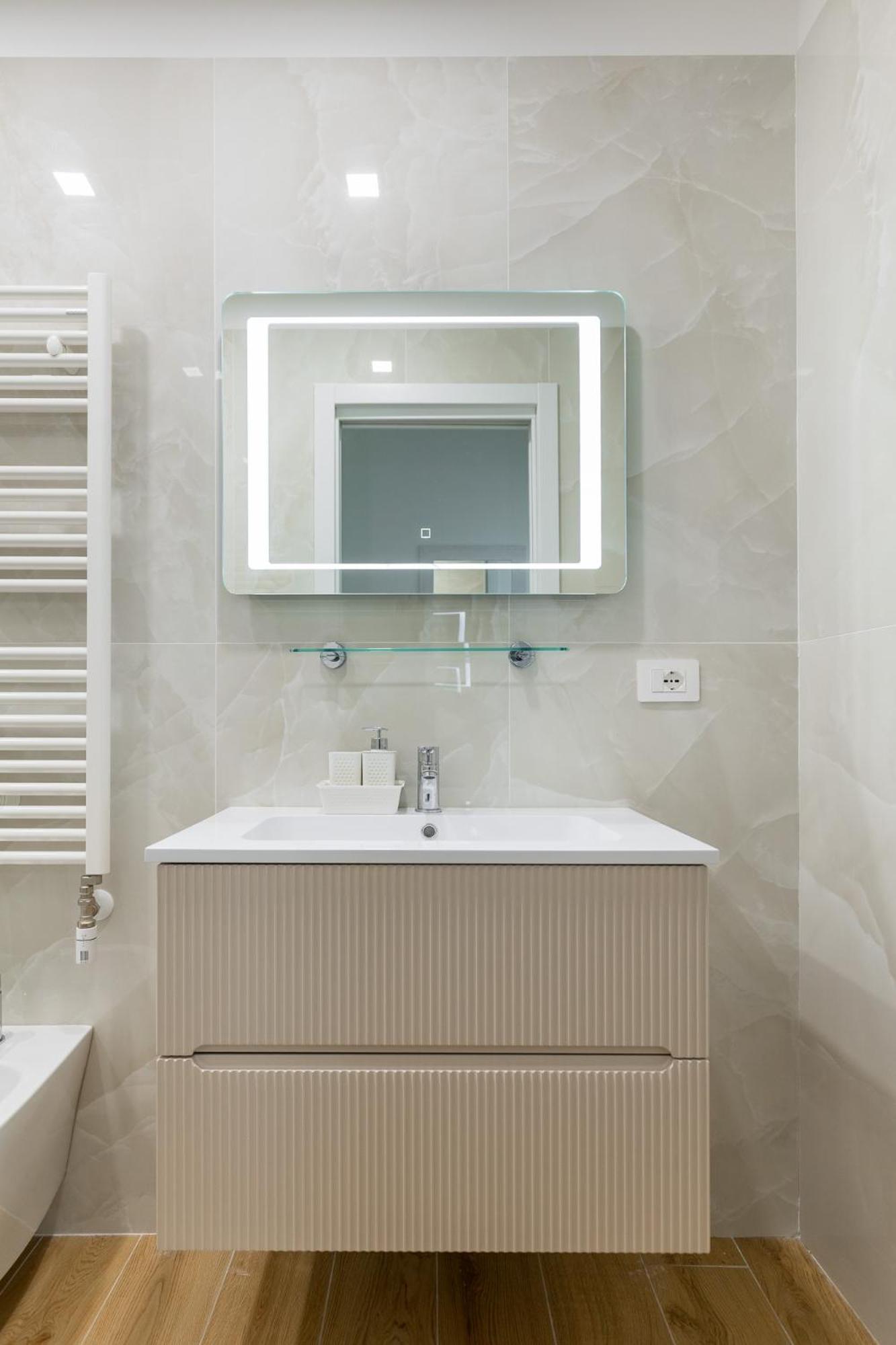 Apartment Azzo Gardino N9 Interno 4-2