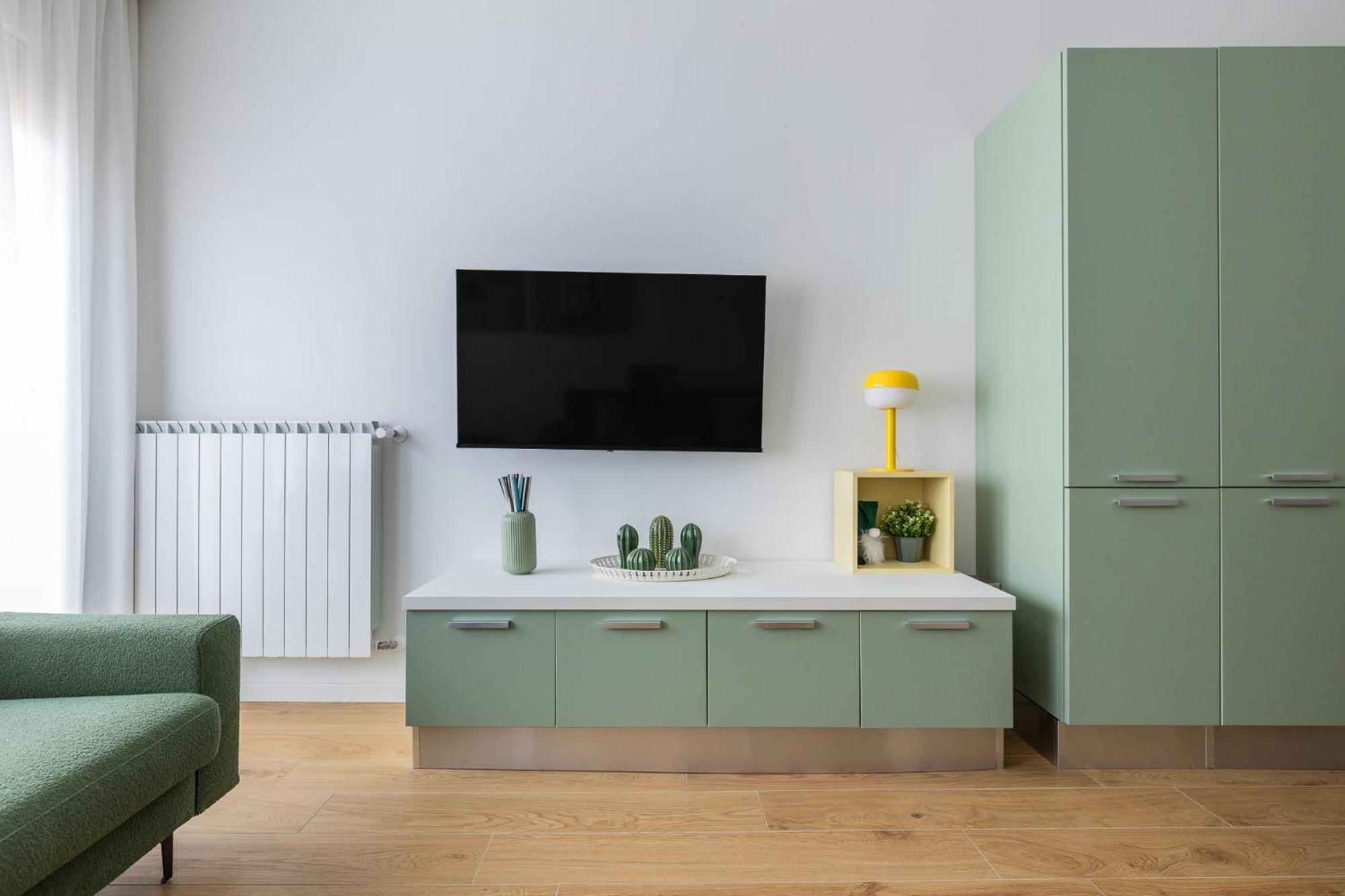Azzo Gardino N9 Interno 4-2 Apartment