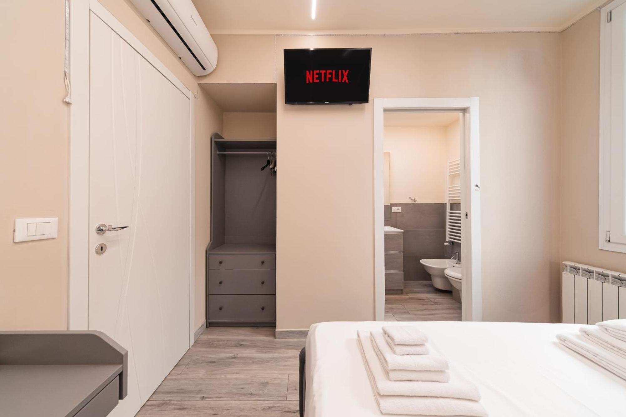 Guest house Dall'arca Station - Center - Fiera *