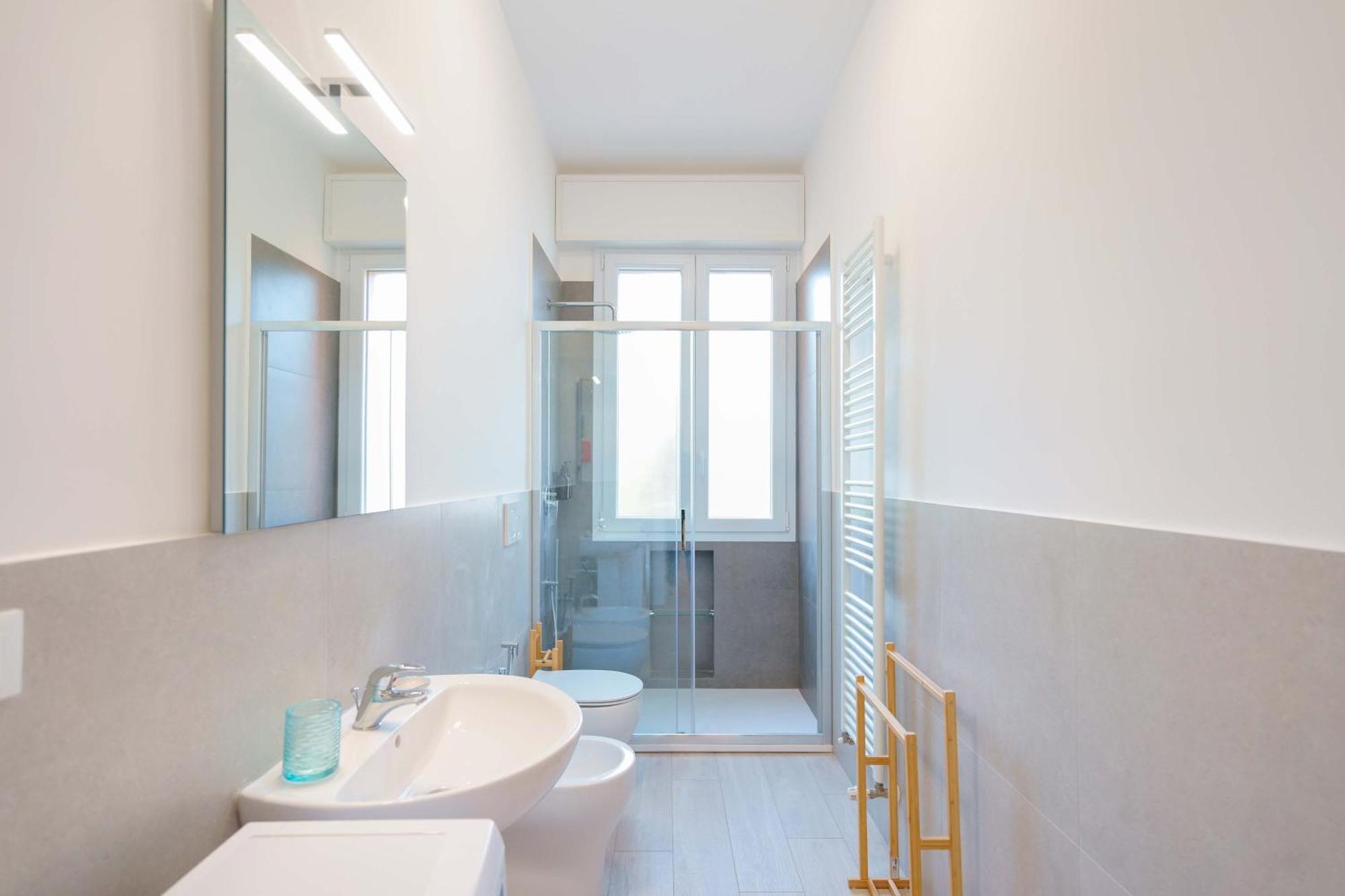 Cignani Loft - Station, Fair, Center Apartment *
