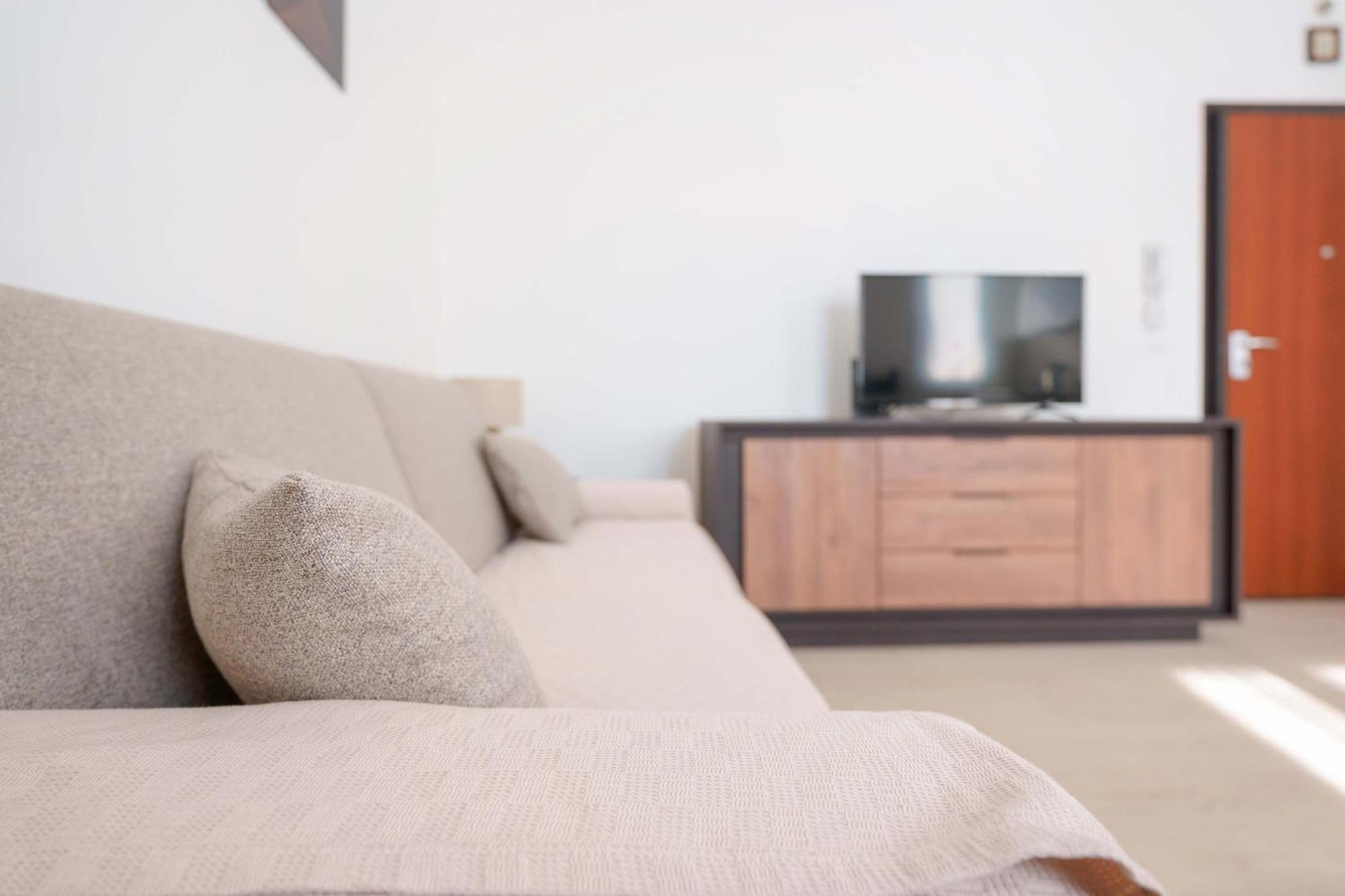 Cignani Loft - Station, Fair, Center Apartment *