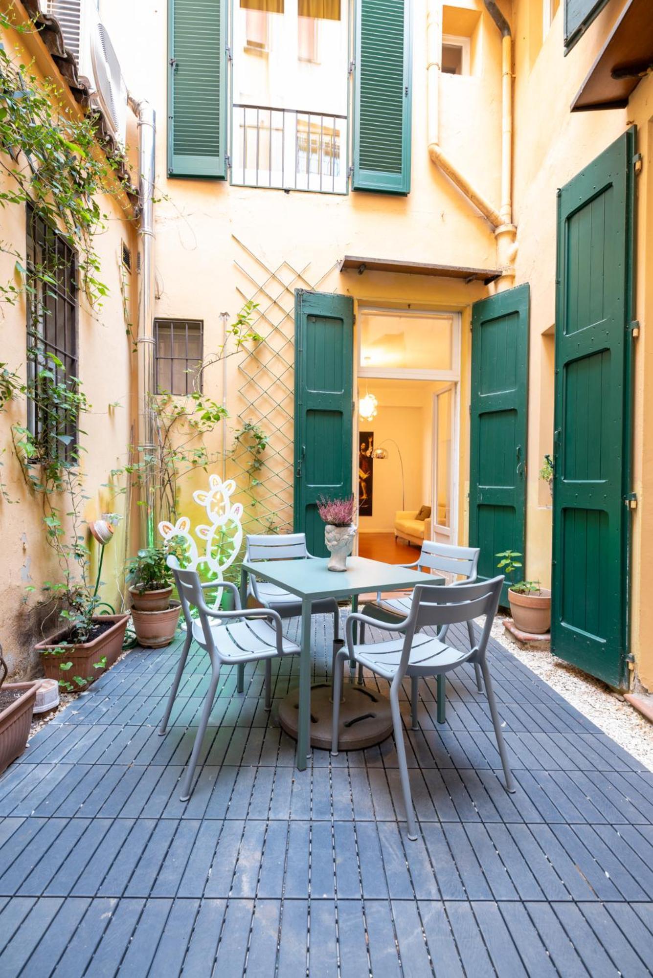 Aldrovandi And With Private Garden * Bologna