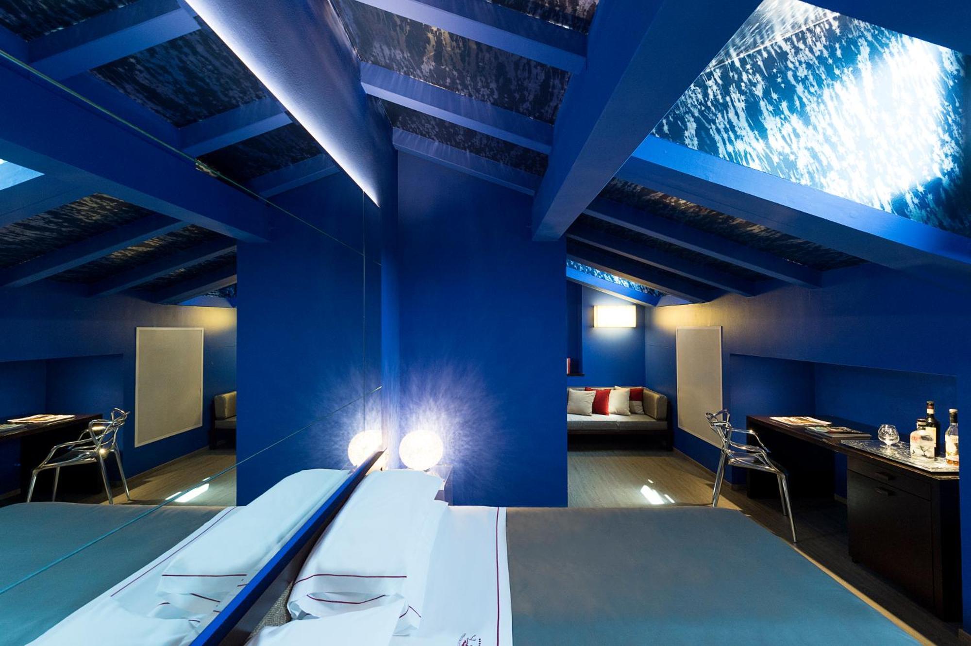 Hotel Phi Al Cappello Rosso