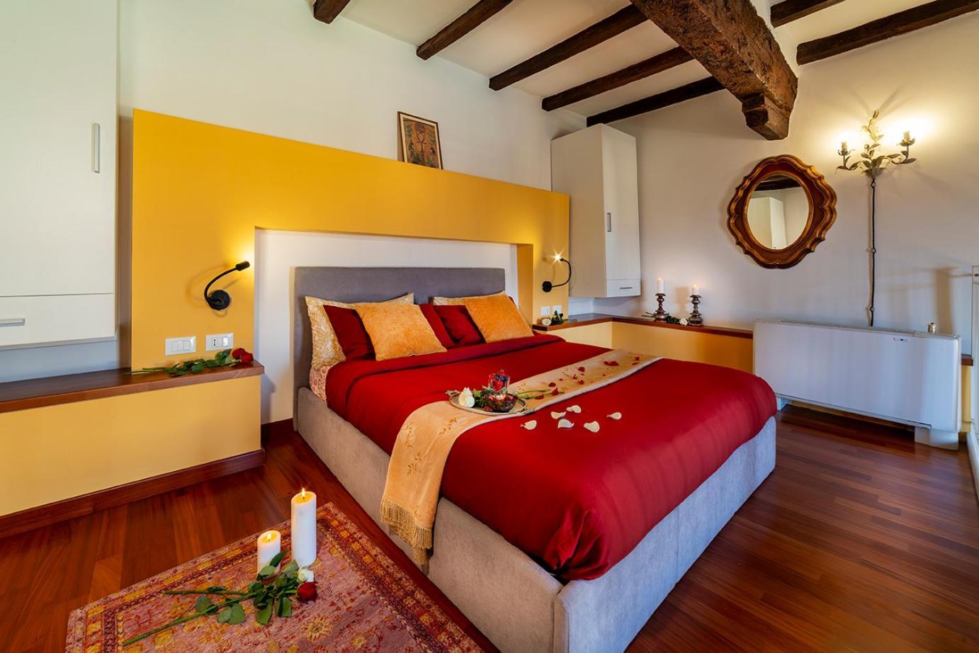 House Of Lovers - Magnificent View In The Heart Of Apartment Bologna