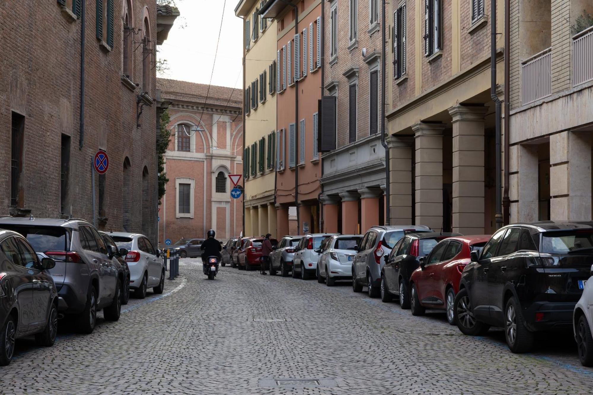 Collegio Di Spagna 13 * Bologna