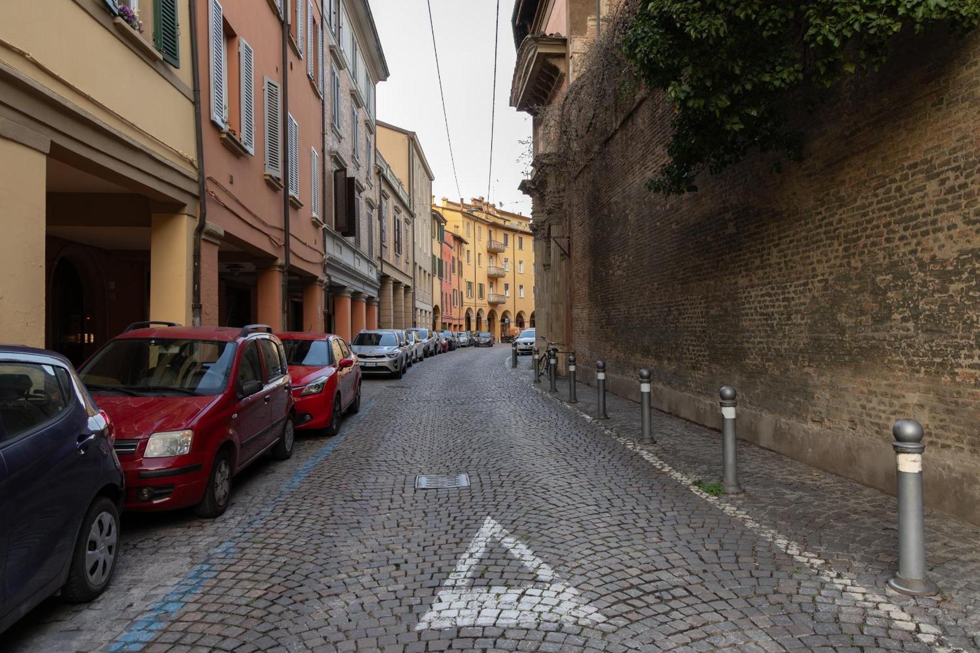Collegio Di Spagna 13 * Bologna