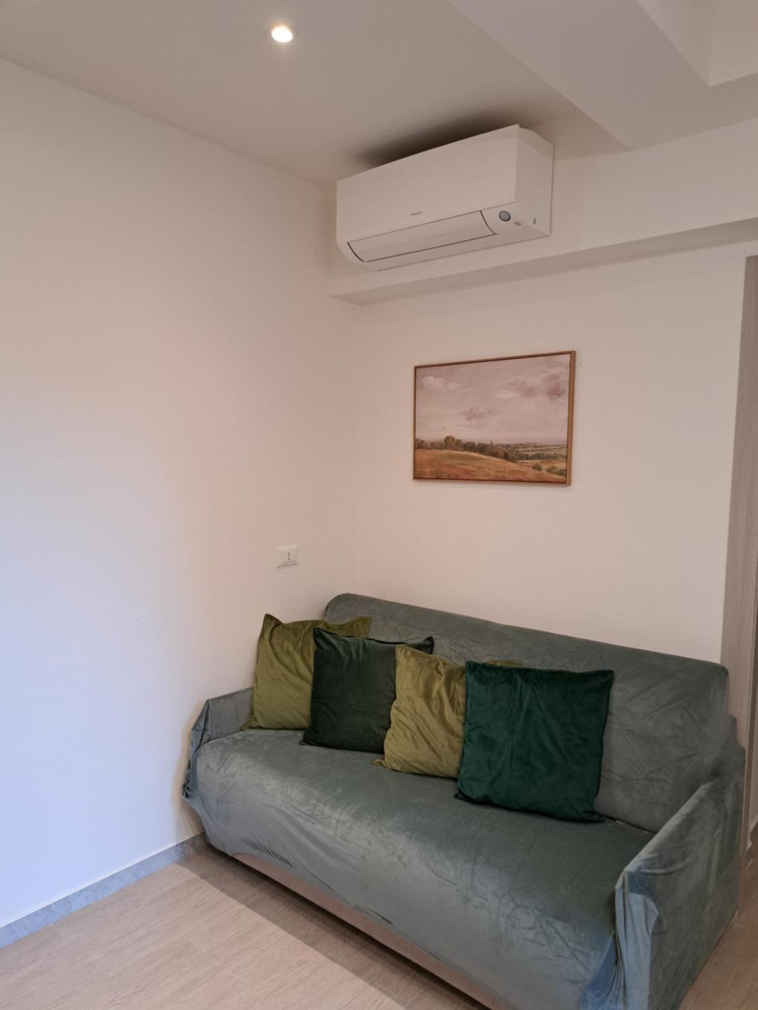 Fiora 7 House - Intera Casa Con Due Bagni - Whole House With Two Bathrooms * Bologna