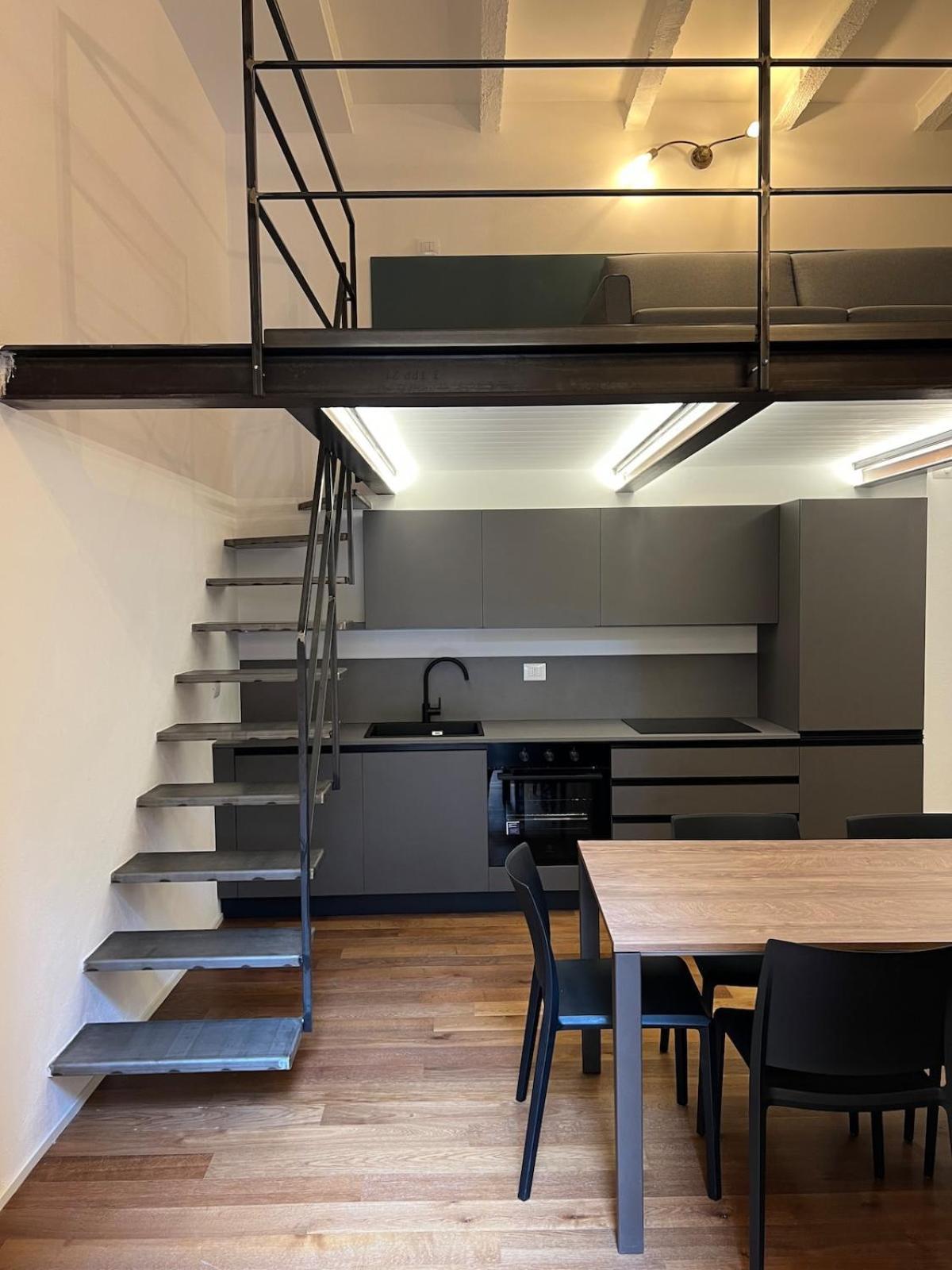Two-room In Historic Center With Private Courtyard * Bologna