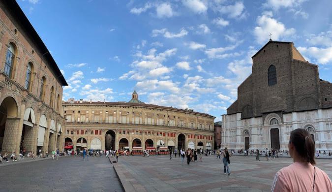 Via Galliera Apartment Bologna