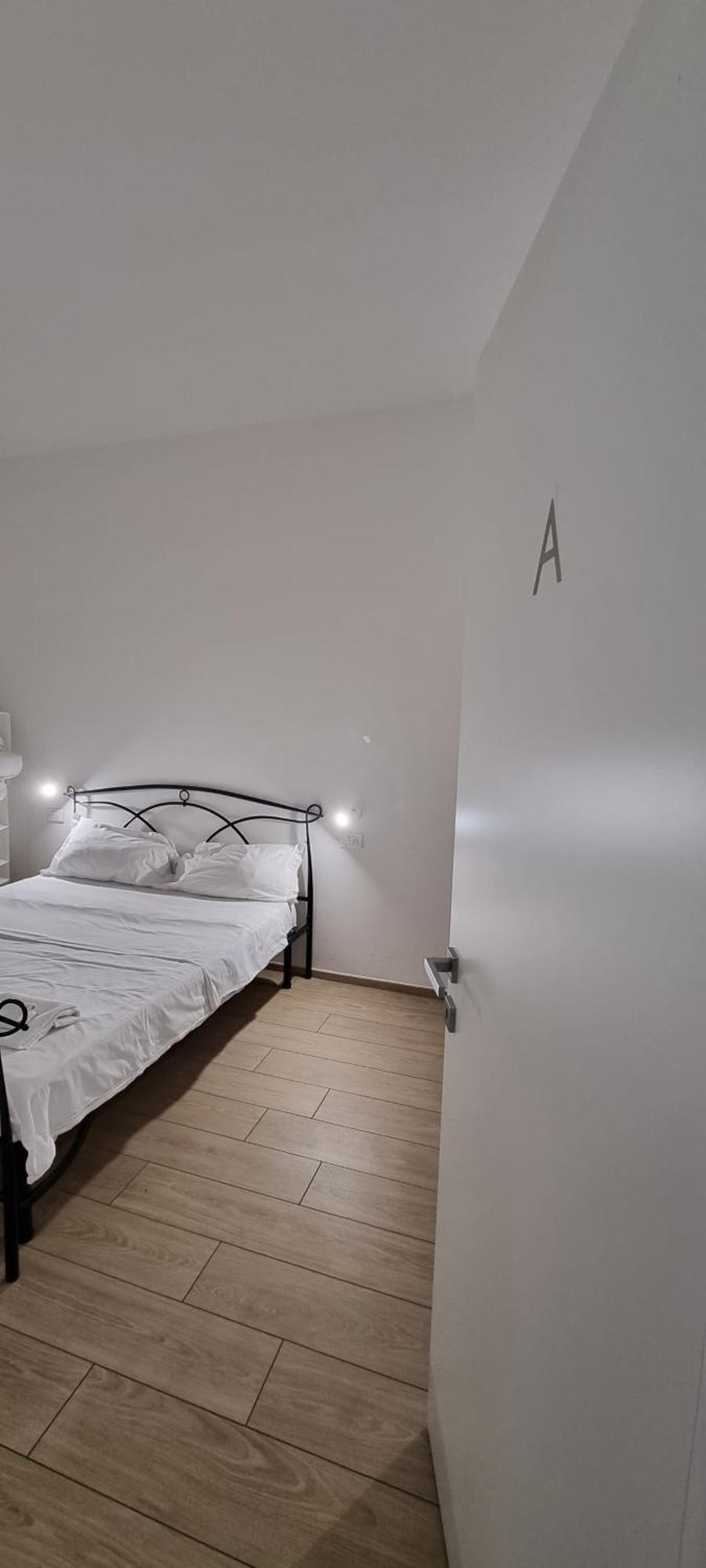 Apartment Via Galliera *