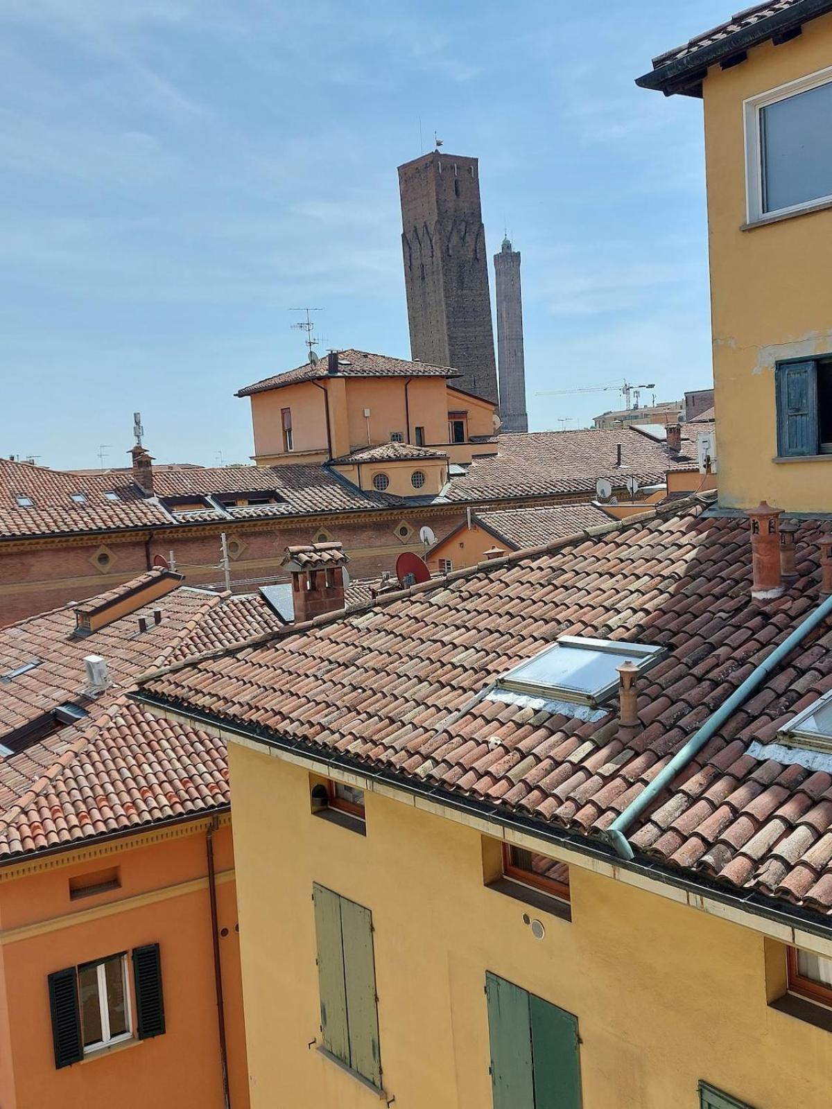 Monolocale Sui Tetti Di - Via Indipendenza
