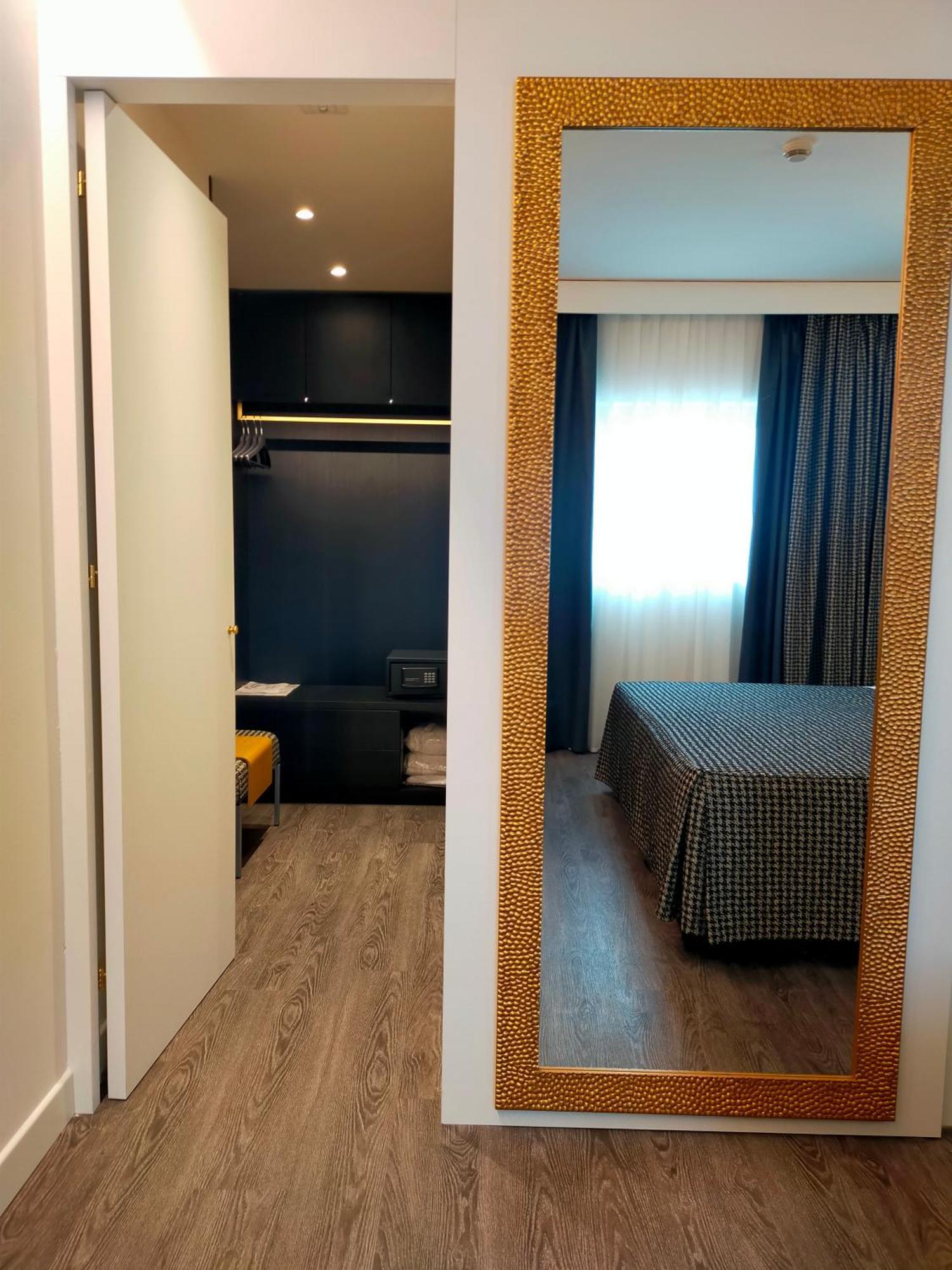 The Sydney Hotel