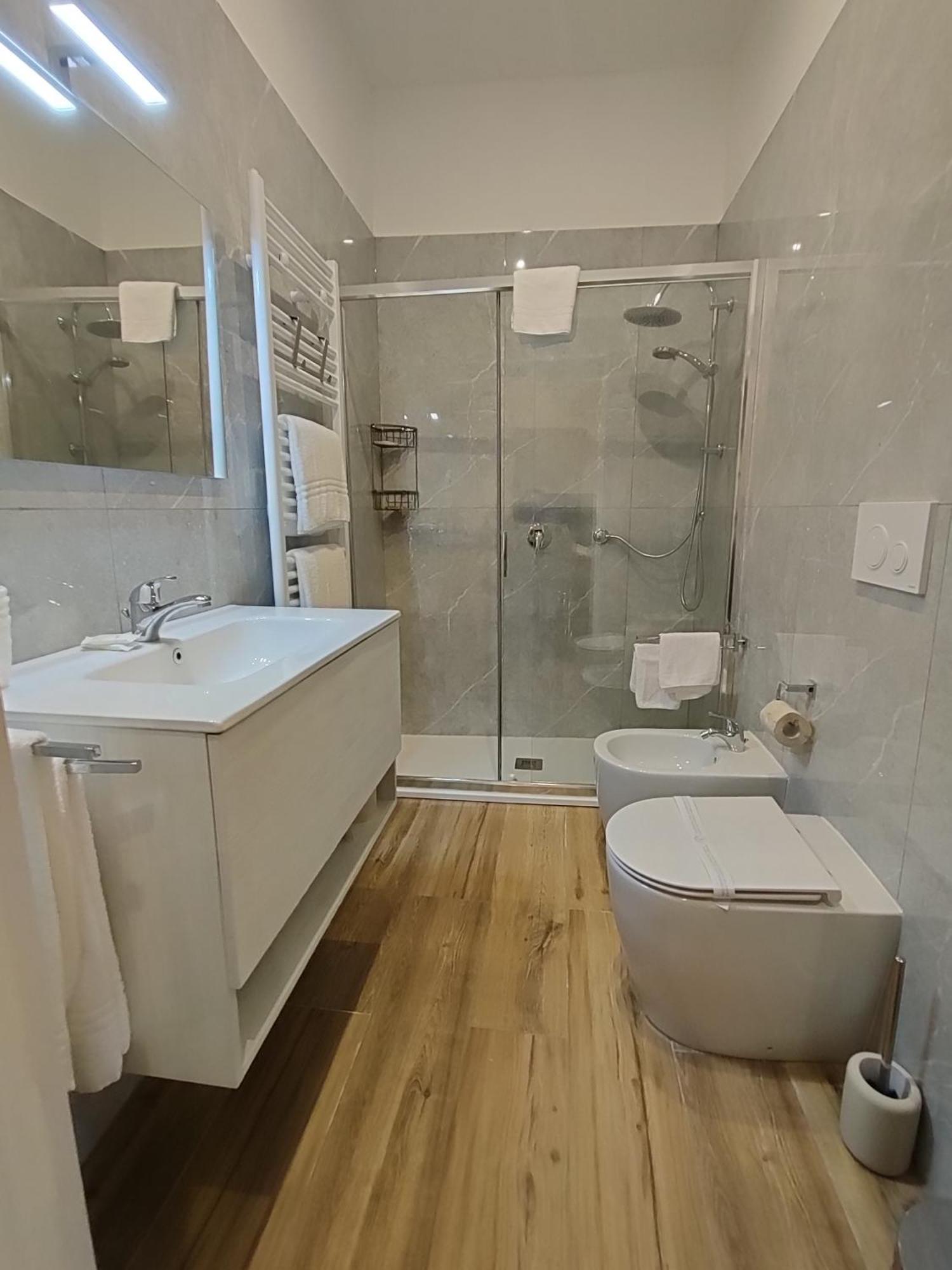 Residenza Maggiore 10 - - * Bologna