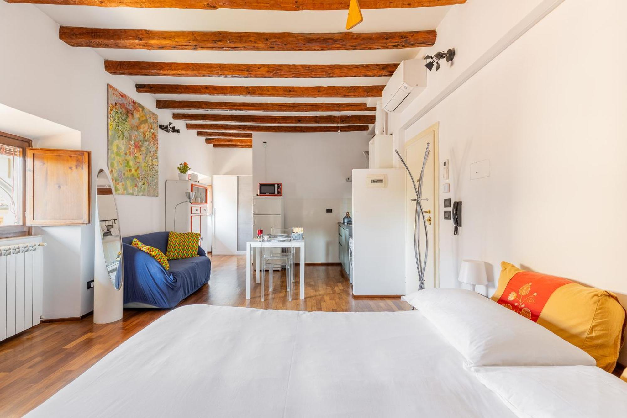 Monolocale Sui Tetti Di - Via Indipendenza Apartment