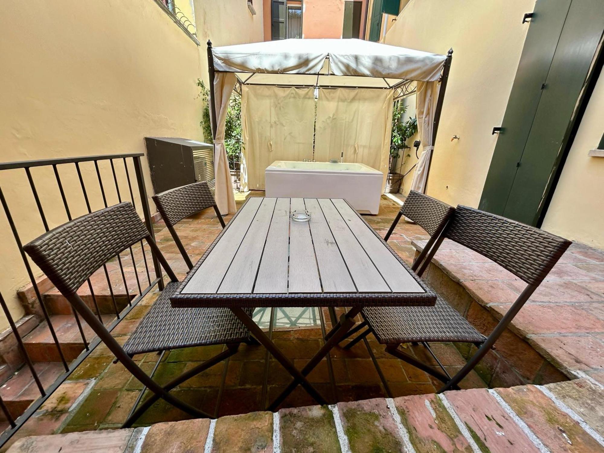 Frassinago Deluxe Suites-bolognarooms Apartment