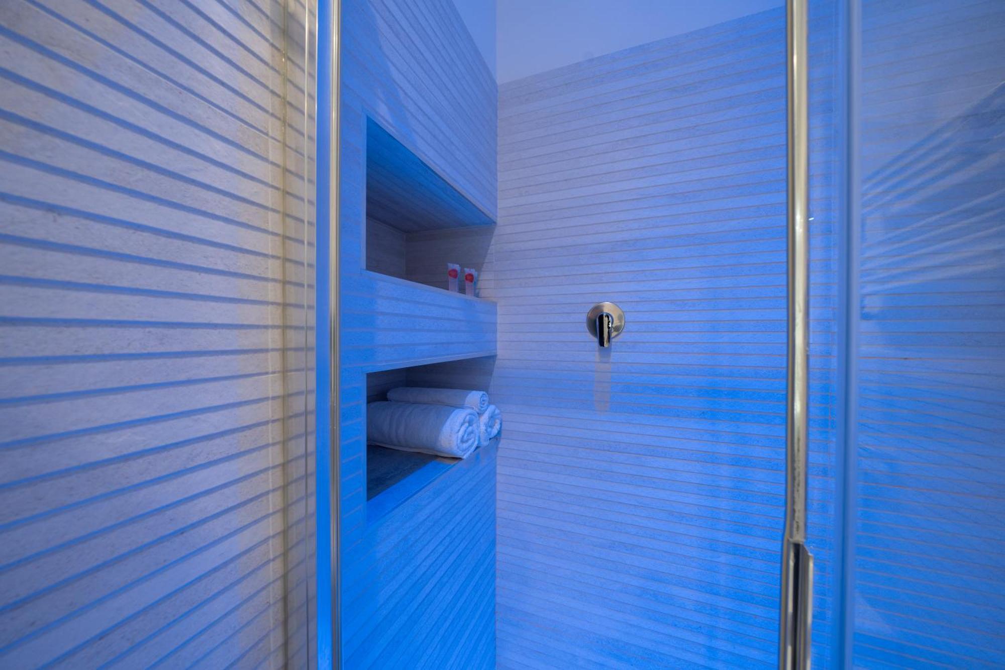 Apartment Design In The Heart Of Bolognas History Bologna