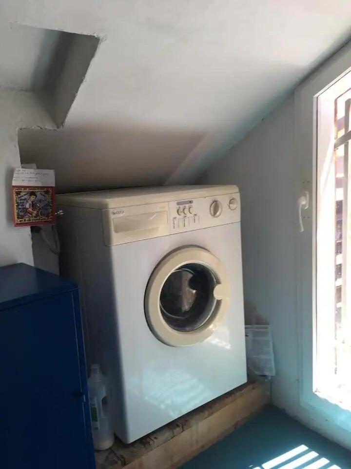 Mansardina Petroni *