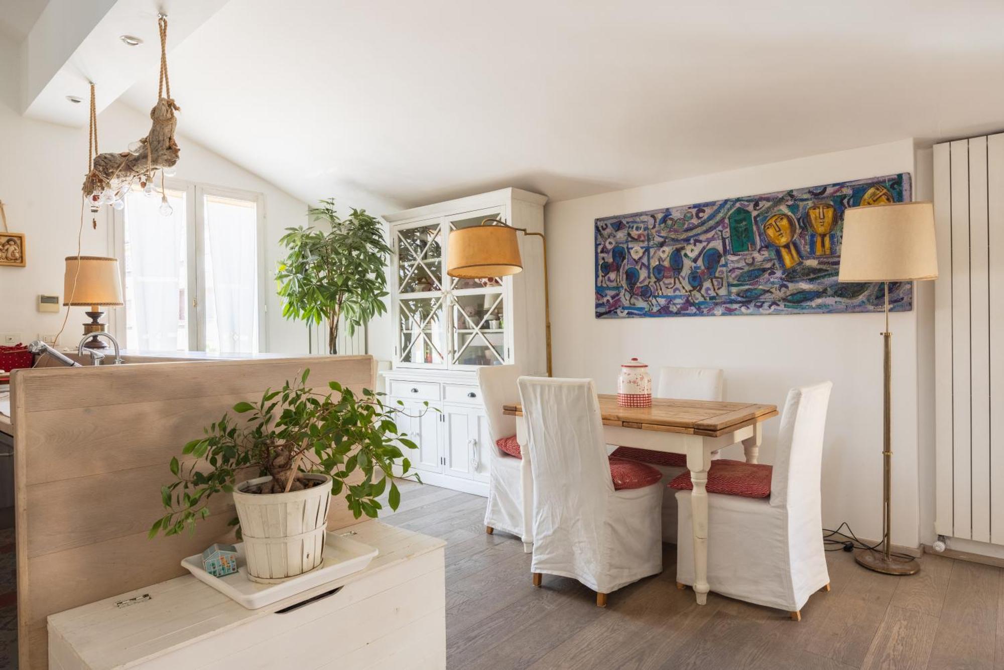 La Finestra Apartment