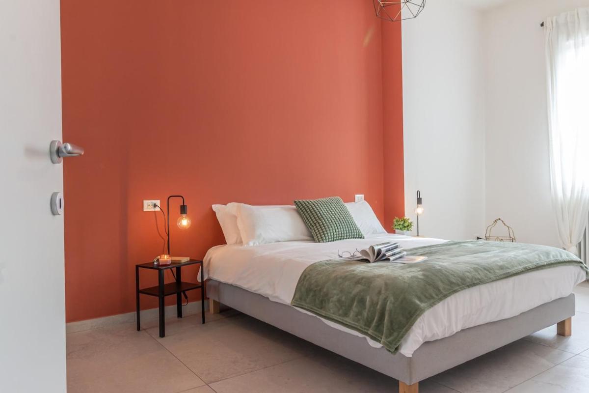 Ampio In Corte Con Doppio Parcheggio Privato Apartamento *