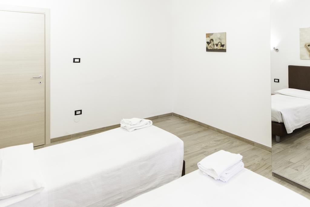 In Fiera 8 Superior Front Fair Apartment