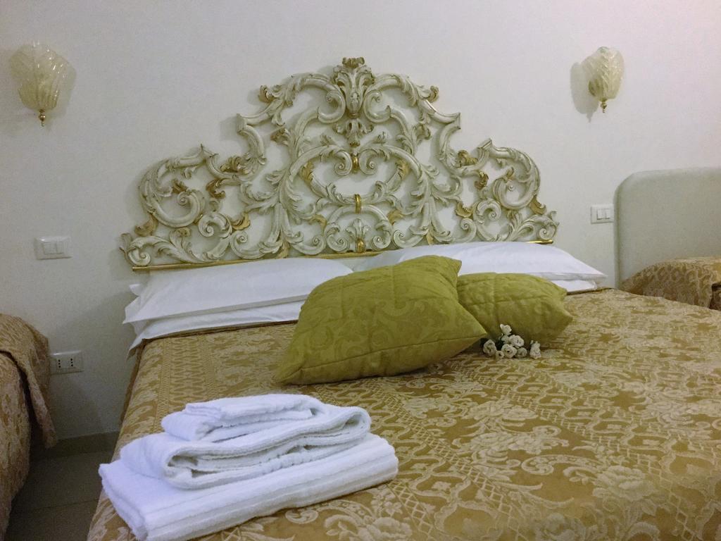 Affittacamere Residenza Due Torri Check In Presso Vicolo Cattani 7 Bologna