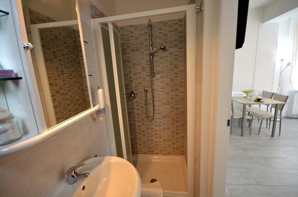 4-Tourist House Bologna-Studio - Self Check-In Apartment *