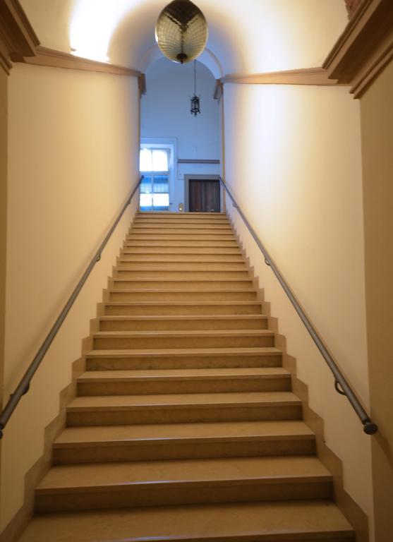 4-Tourist House Bologna-Studio - Self Check-In * Bologna