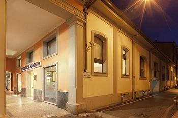 Aparthotel Adriano 2*