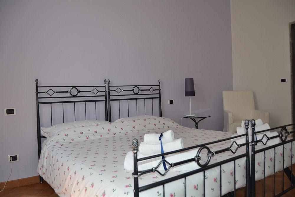 Chez Moi Bed & Breakfast 2*