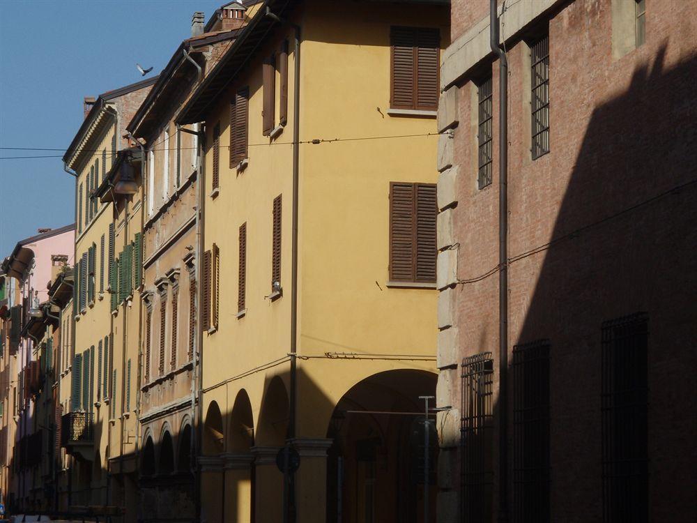 Ay * Bologna