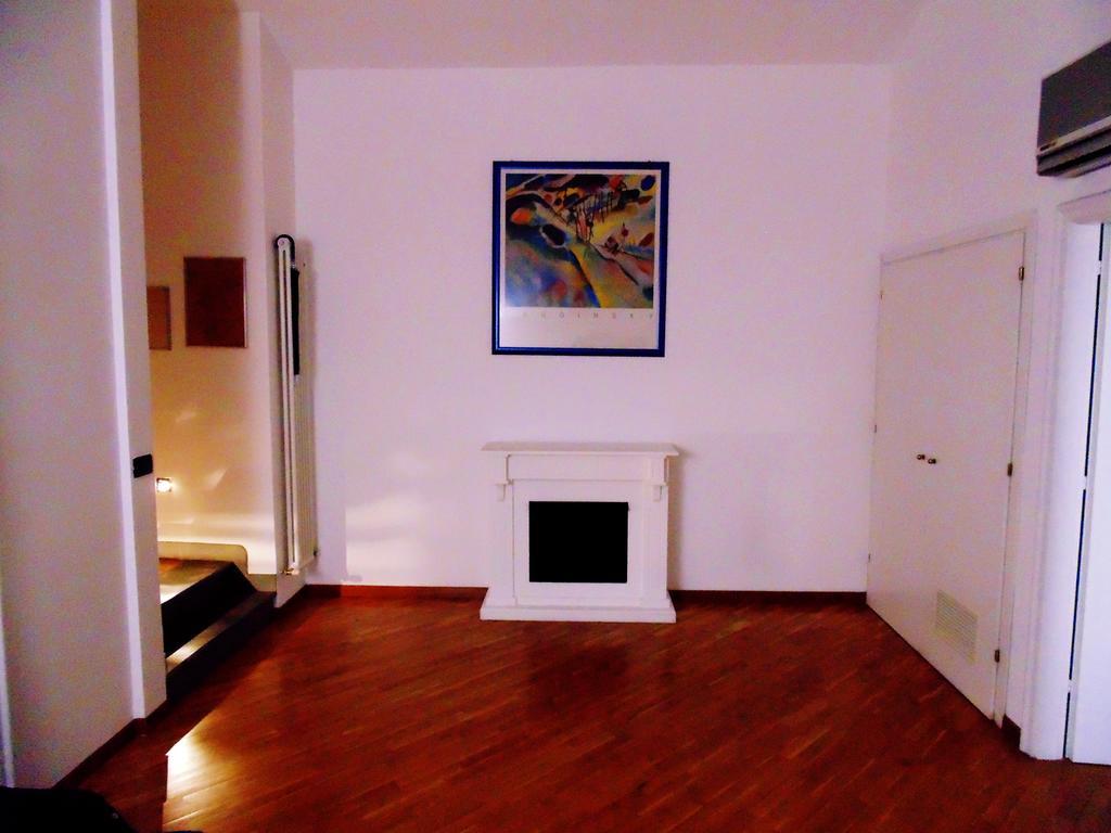 Apartment Honey House