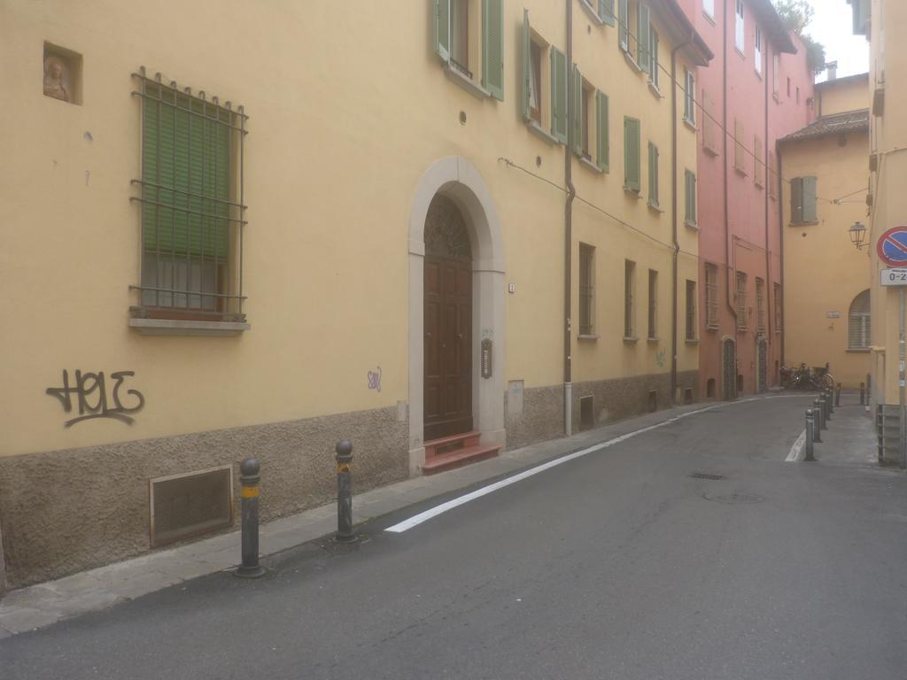 Piazza De' Celestini Bologna