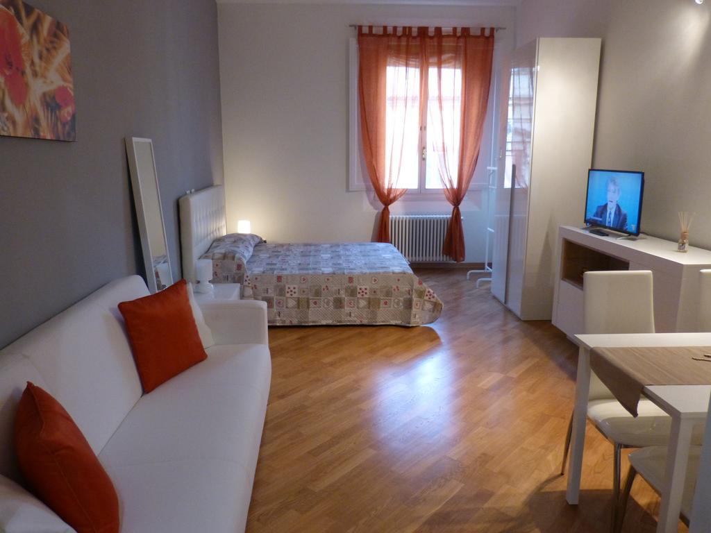 Residenza Piazza Santo Stefano Apartment *