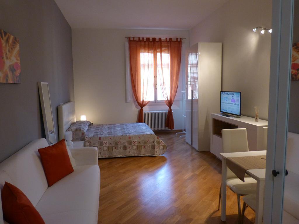 Residenza Piazza Santo Stefano Apartment