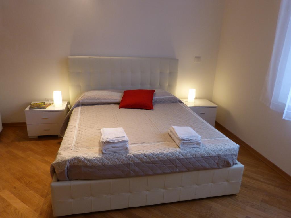 Apartment Residenza Piazza Santo Stefano *