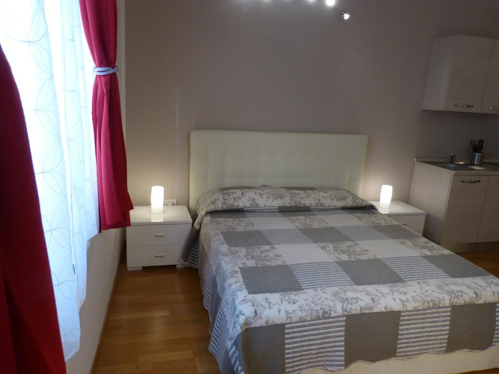 Residenza Piazza Santo Stefano Apartment *